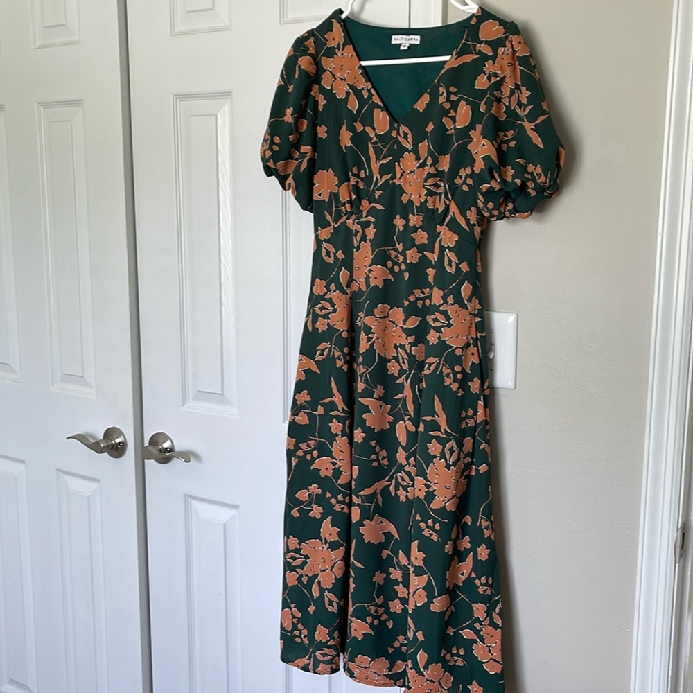 Baltic born xs women’s green floral dress